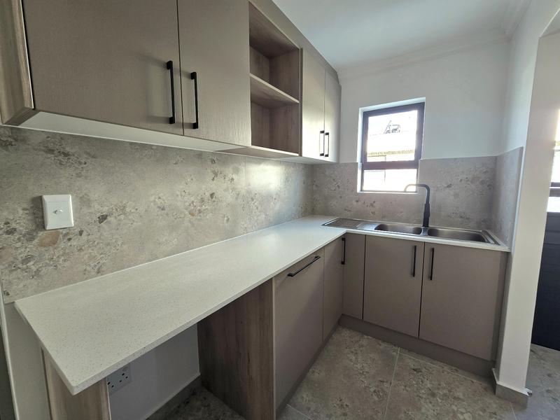 3 Bedroom Property for Sale in Britannia Bay Western Cape